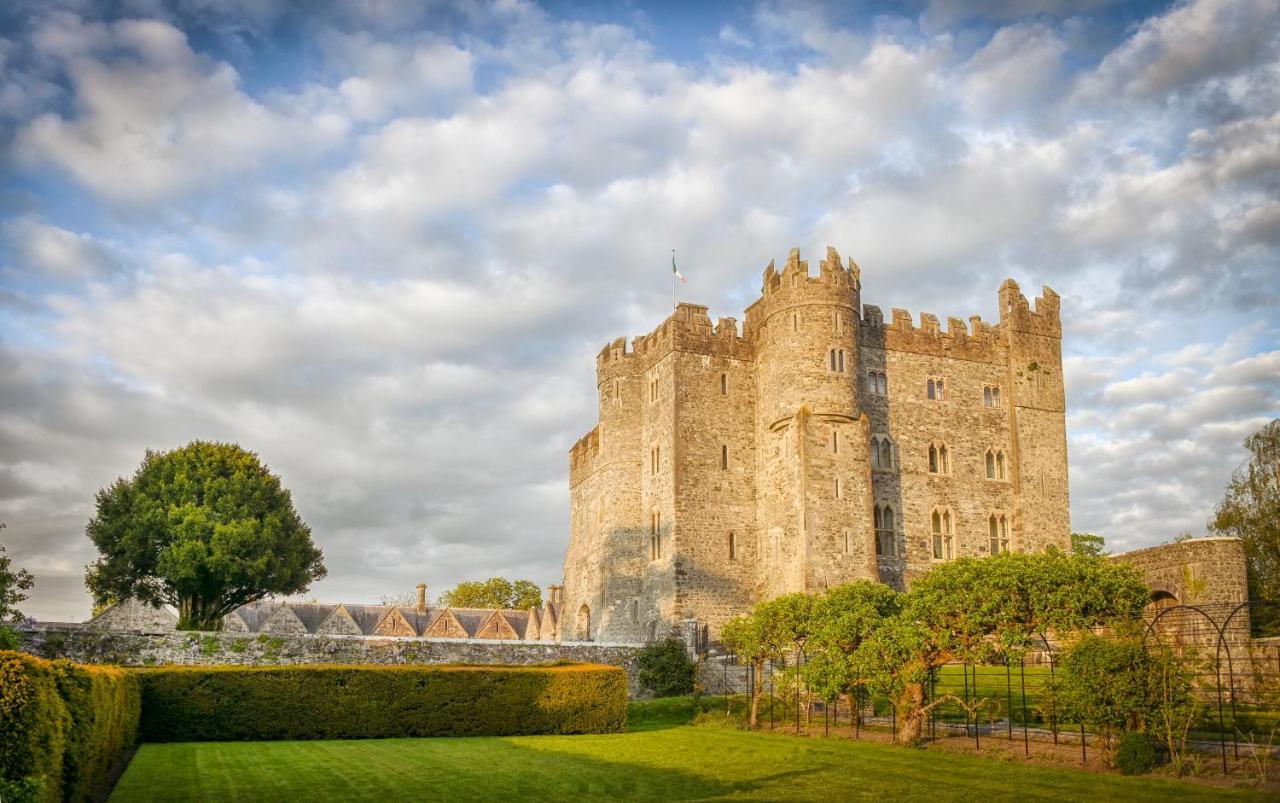 Hotel Kilkea Castle Exterior foto