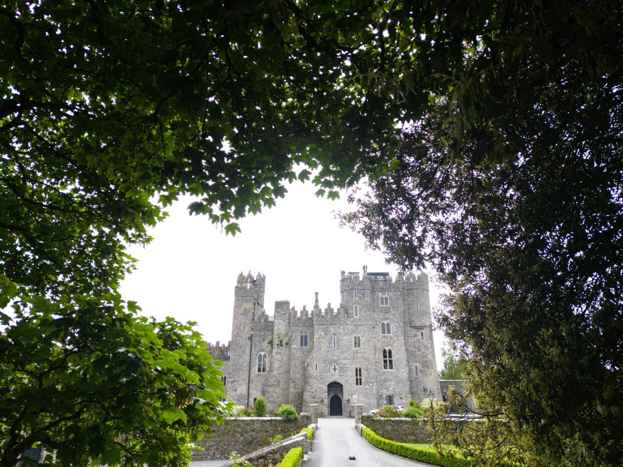 Hotel Kilkea Castle Exterior foto