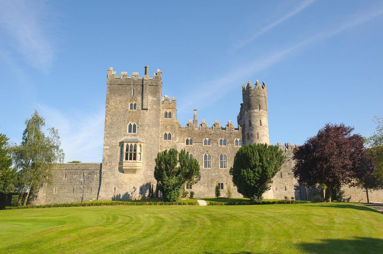Hotel Kilkea Castle Exterior foto